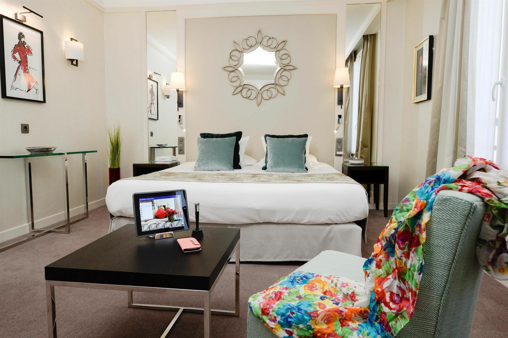 Western Sydney Opera Hotel